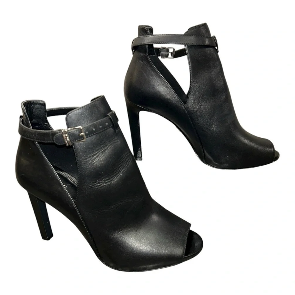Elegant Black Women’s Leather Peep-Toe Ankle Boots size 9.5